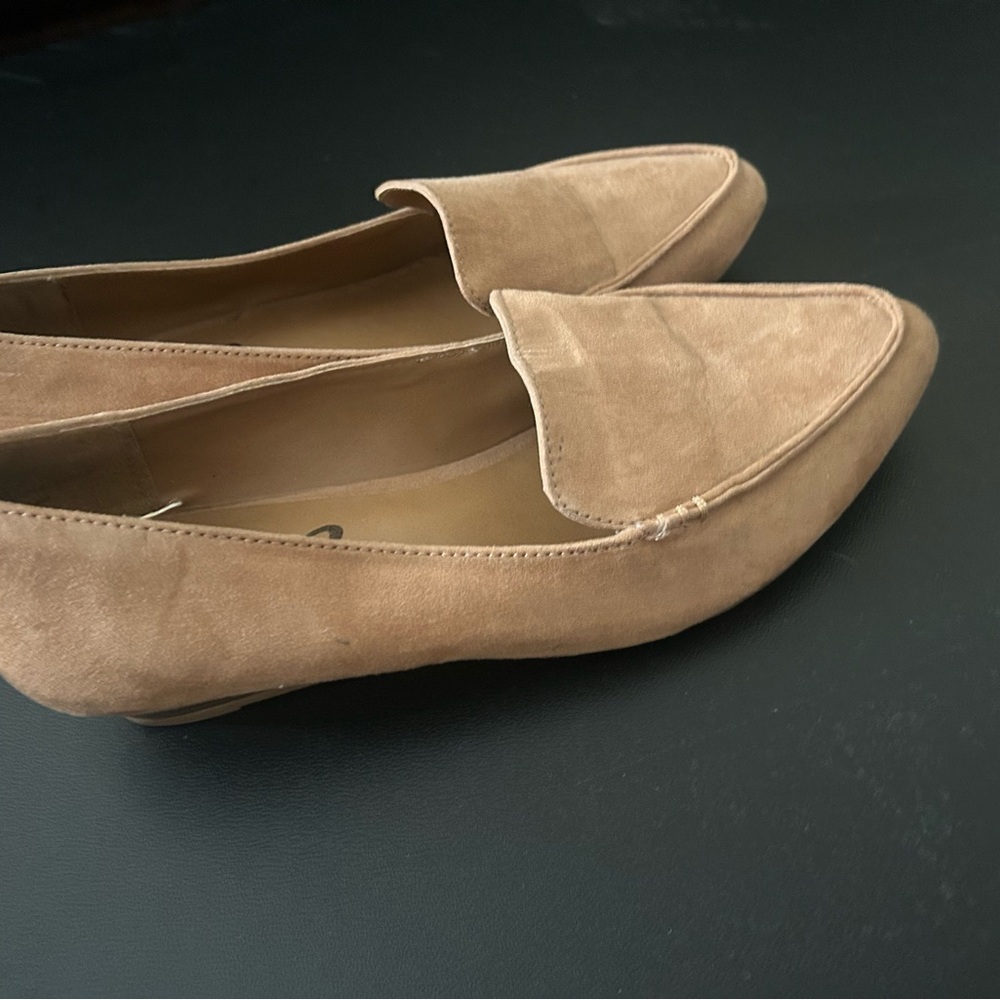 Elegant Tan Suede Loafers